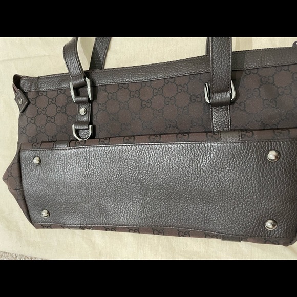 Gucci Purse - Picture 7 of 10